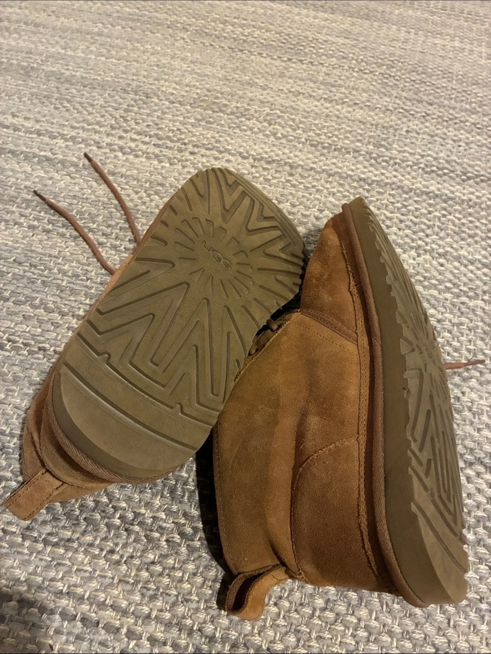 UGG Men's Chestnut Suede Chukka Boots with Shearling Lining
